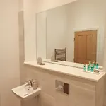 The Alfred Stone Cross Mansion Apartment *