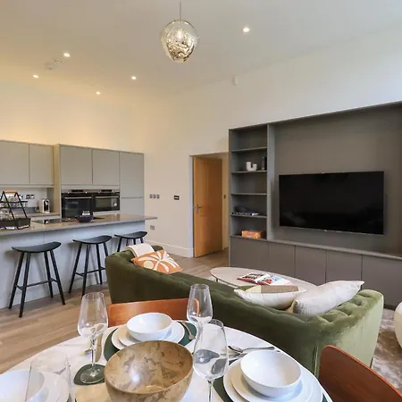 The Alfred Stone Cross Mansion