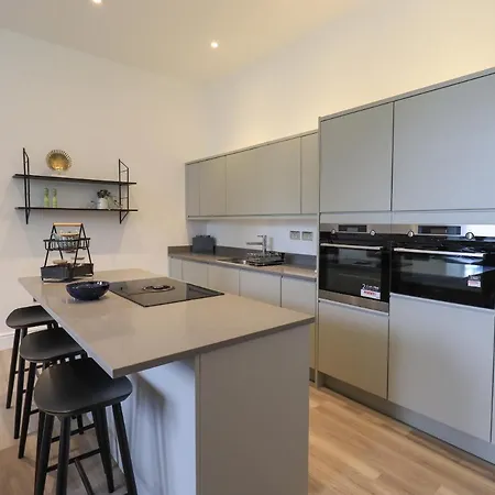 The Alfred Stone Cross Mansion